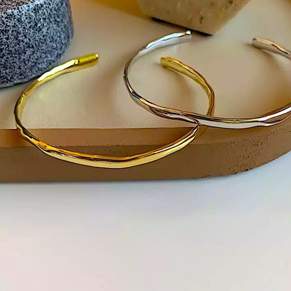 Gold Irregular Bangle Bracelet, Geometric, Cuff, Minimalist - Picture 7 of 8